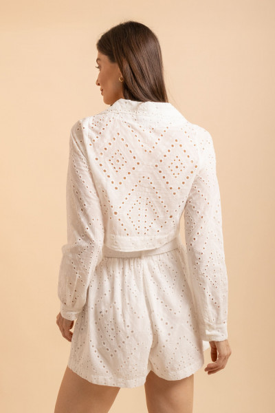 Blusa De Gola Bordada Lume Branca