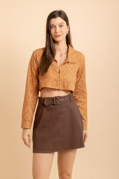 Blusa De Gola Bordada Lume Caramelo