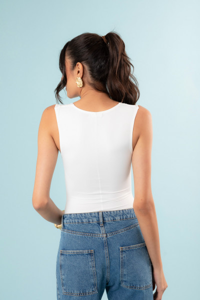 Body Isis Off White