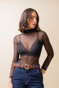 Blusa Kyara Tule Soft Preto